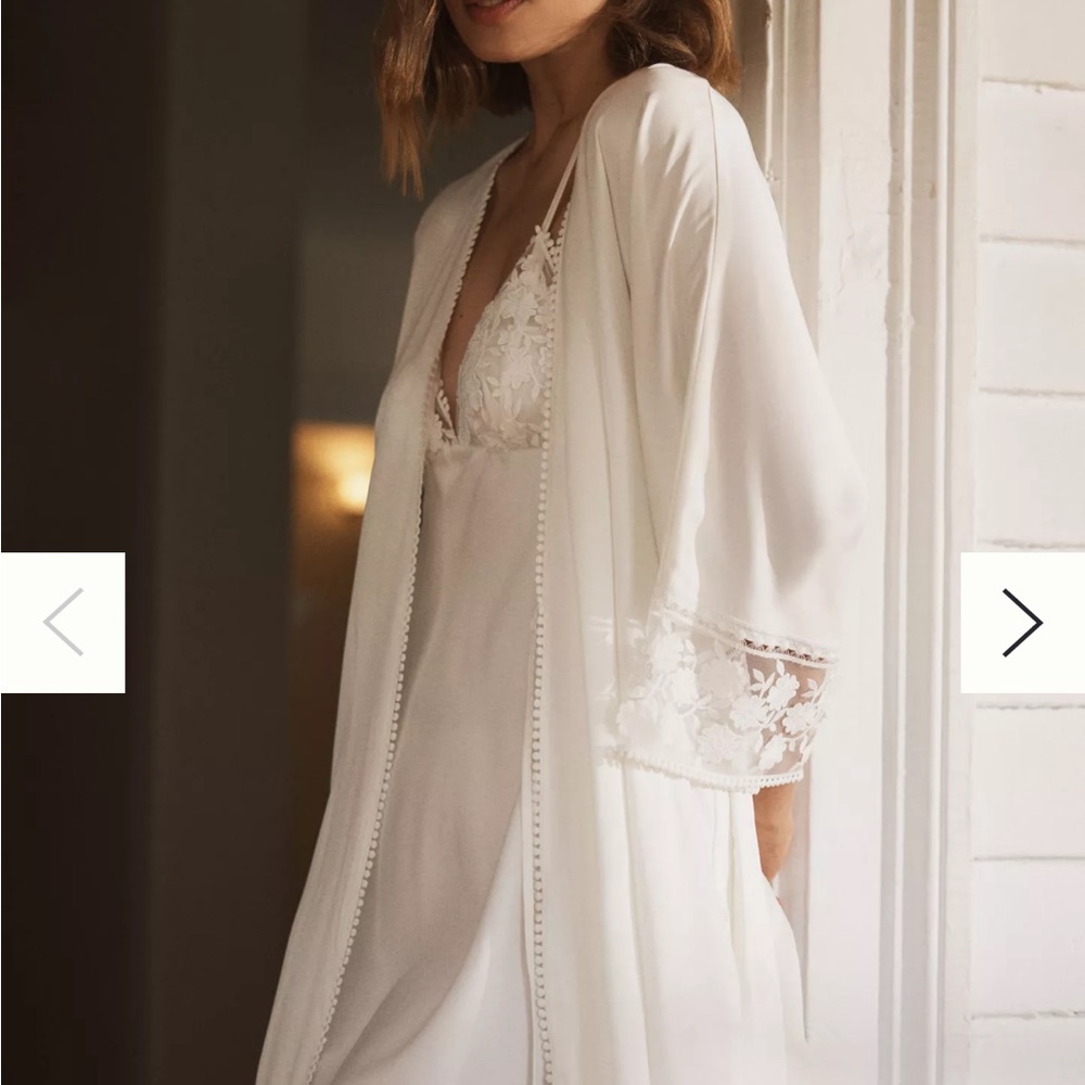 Flora Nikrooz Kylie Wrap Robe